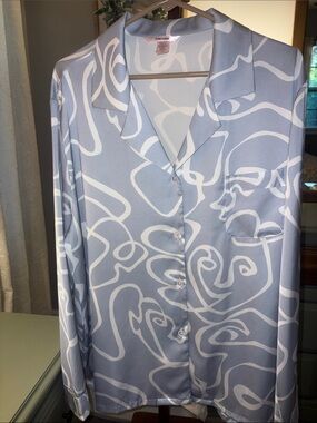 Women's Light Blue & White Abstract Print Blouse